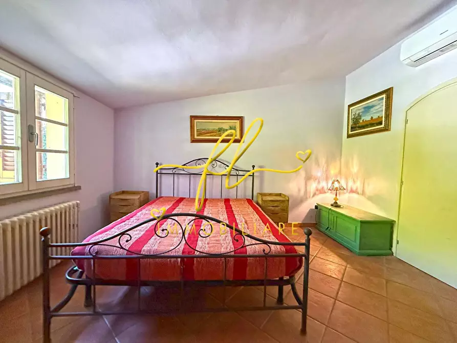 Immagine 12 di Appartamento in vendita  a Rosignano Marittimo