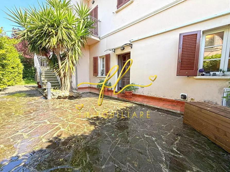 Immagine 21 di Appartamento in vendita  a Rosignano Marittimo