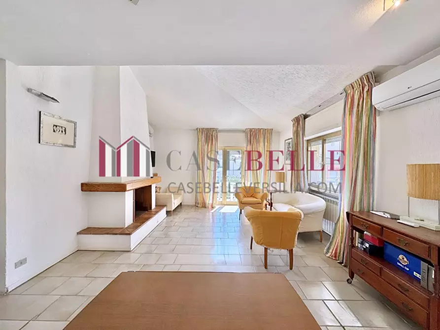 Immagine 3 di Appartamento in affitto  a Camaiore