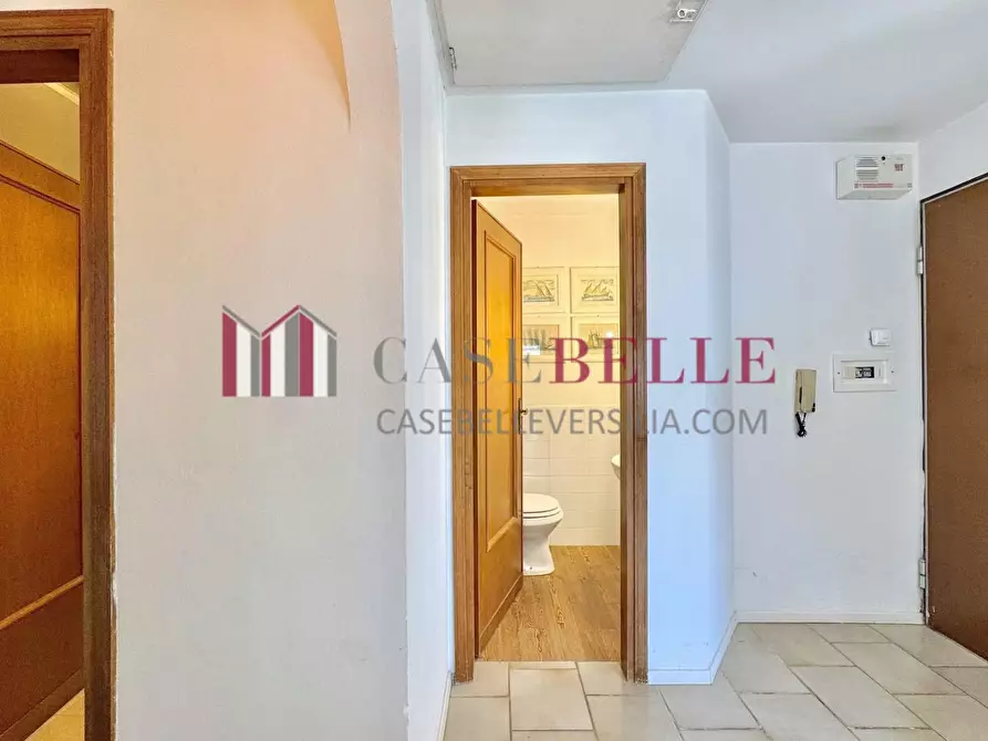 Immagine 11 di Appartamento in affitto  a Camaiore