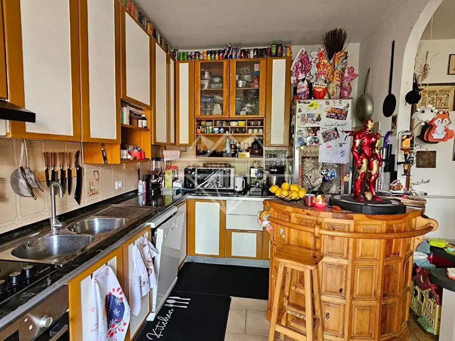 Immagine 5 di Appartamento in vendita  a Carrara