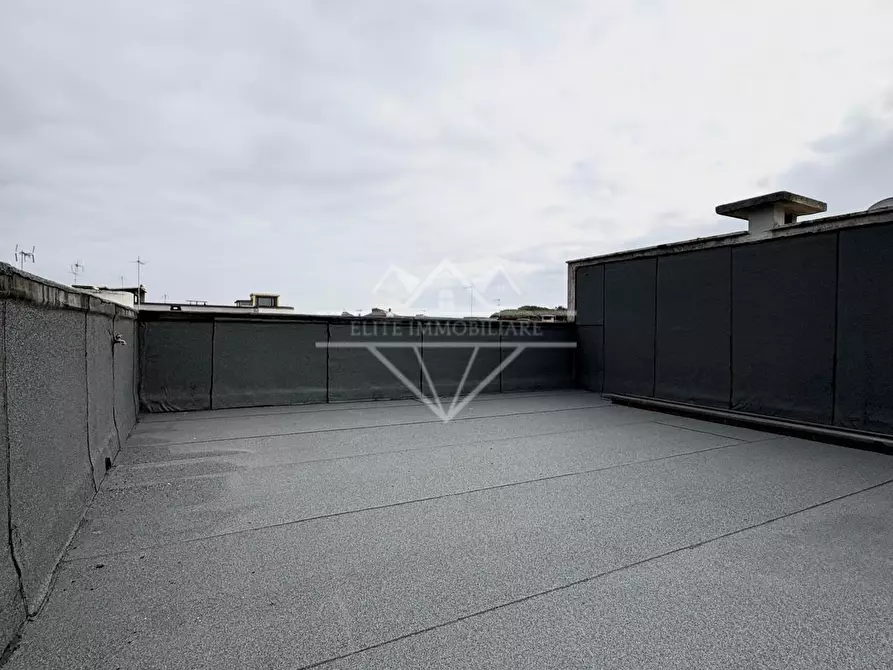 Immagine 20 di Appartamento in vendita  a Carrara