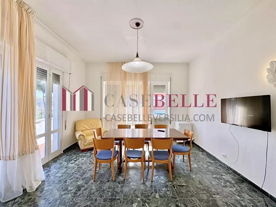 Immagine 2 di Appartamento in affitto  a Camaiore