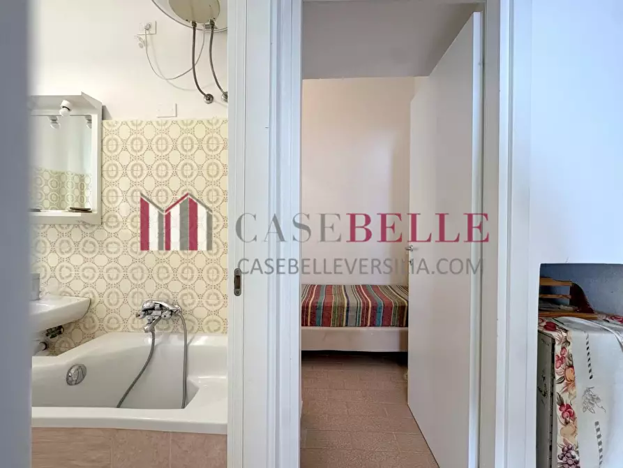 Immagine 15 di Appartamento in affitto  a Camaiore