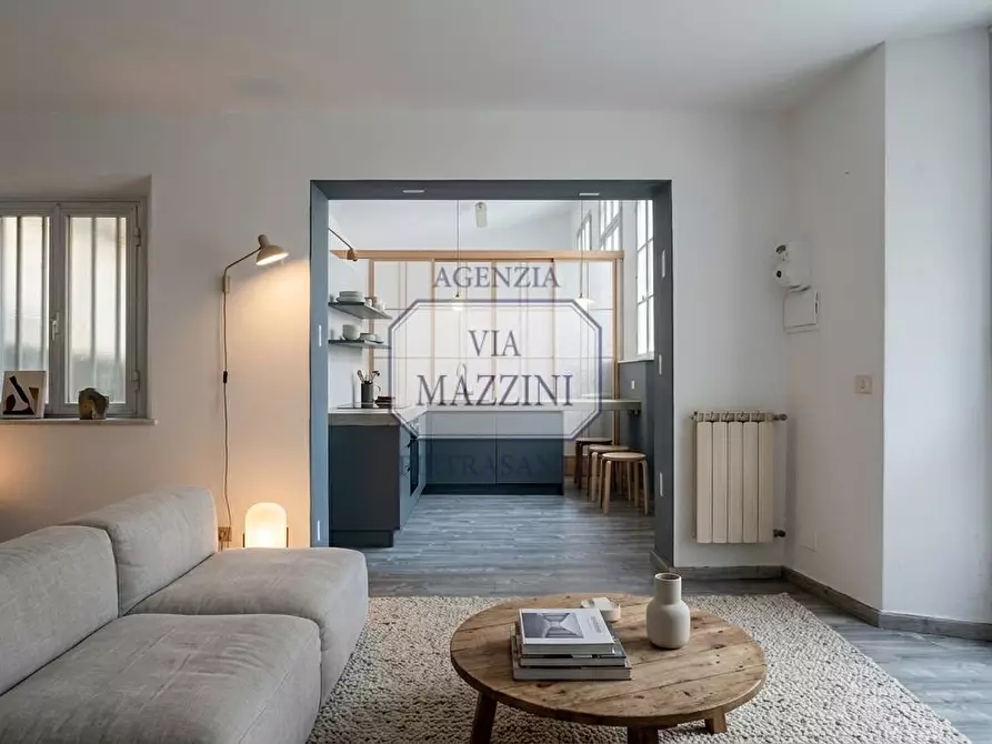 Immagine 23 di Loft/Open space in vendita  a Pietrasanta