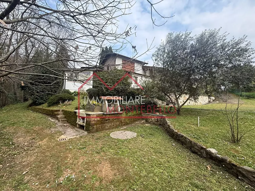 Immagine 6 di Rustico / casale in vendita  a Camaiore