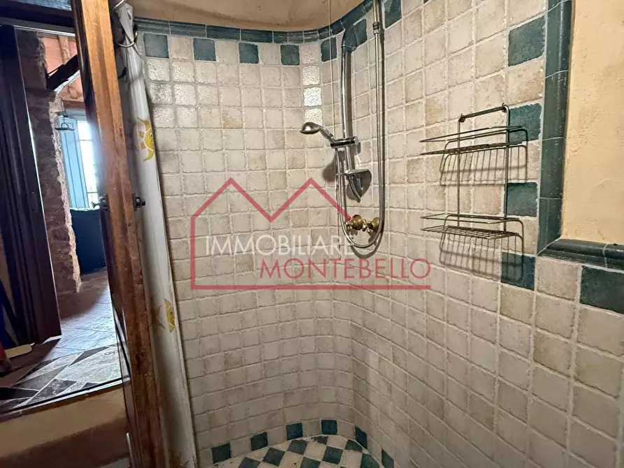 Immagine 26 di Rustico / casale in vendita  a Camaiore