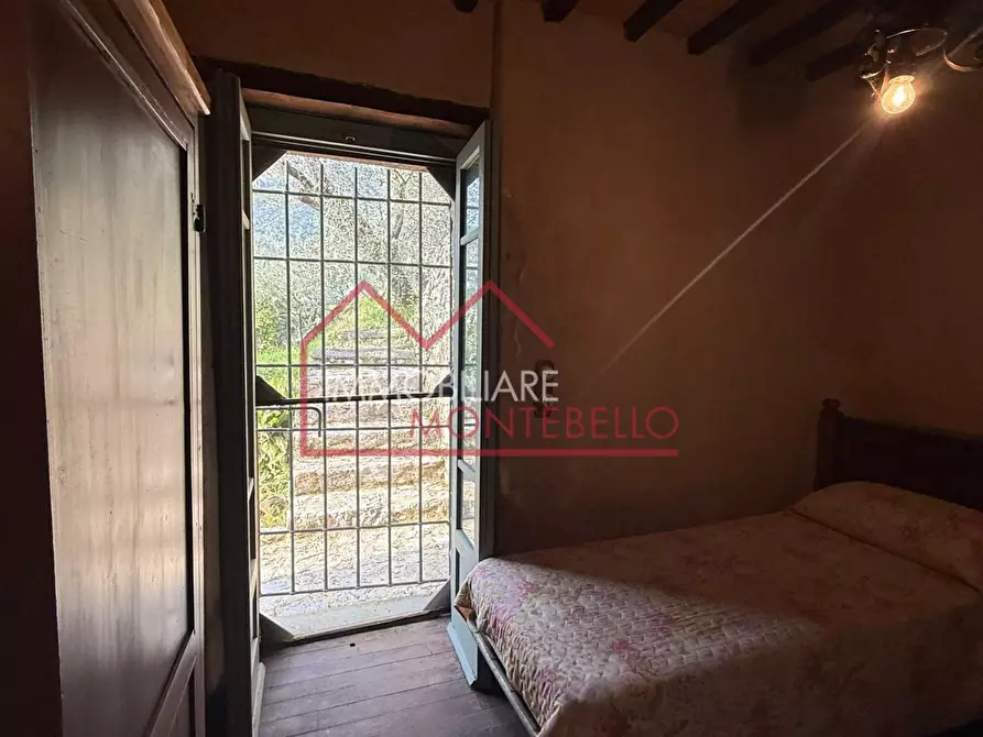 Immagine 23 di Rustico / casale in vendita  a Camaiore