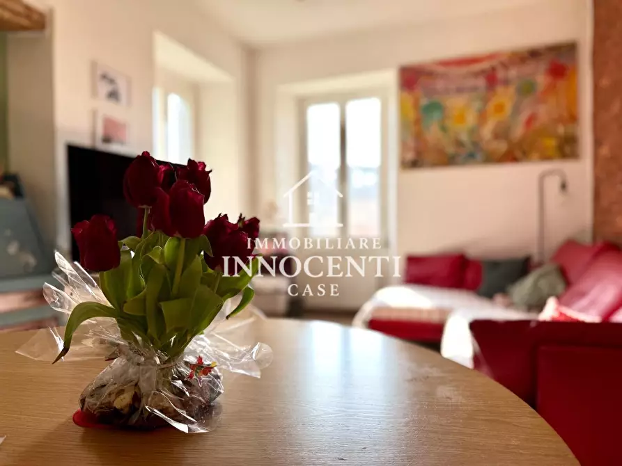 Immagine 1 di Appartamento in vendita  a Massa