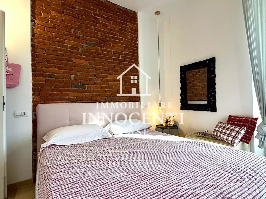 Immagine 11 di Appartamento in vendita  a Massa