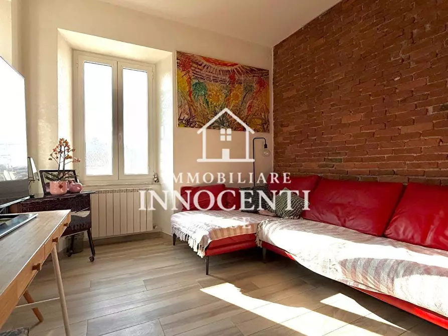Immagine 2 di Appartamento in vendita  a Massa