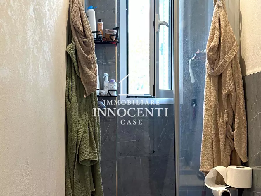 Immagine 12 di Appartamento in vendita  a Massa