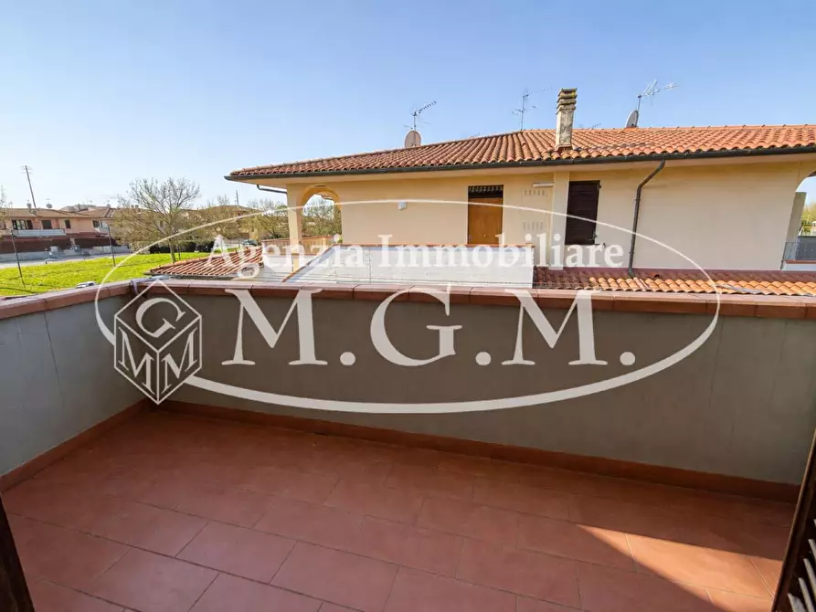 Immagine 31 di Appartamento in vendita  a Pontedera