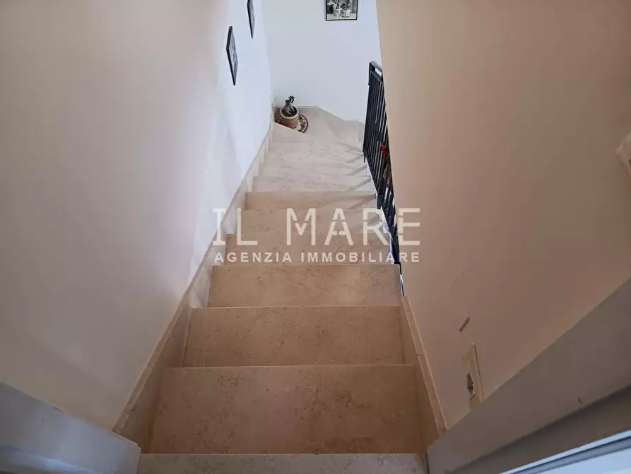 Immagine 13 di Appartamento in vendita  a Massa