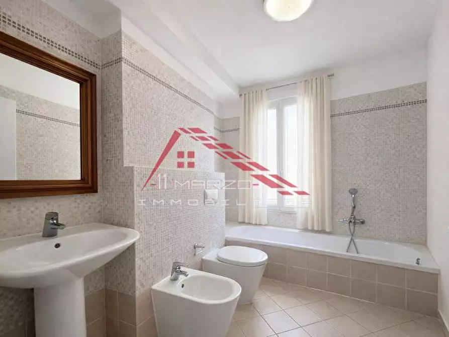 Immagine 9 di Appartamento in vendita  a Pisa