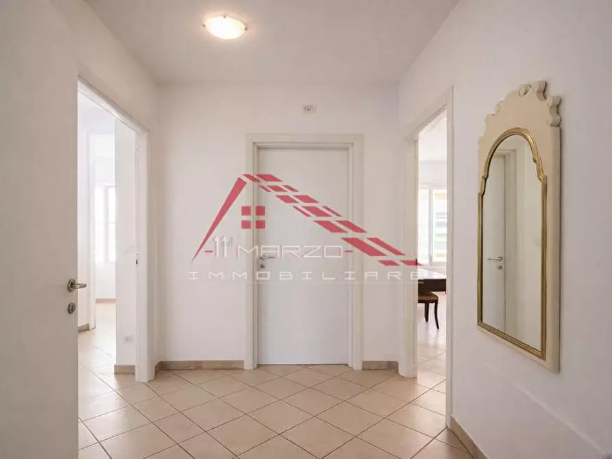 Immagine 4 di Appartamento in vendita  a Pisa