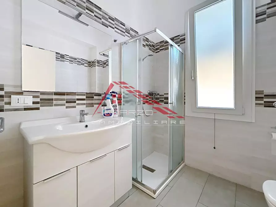 Immagine 17 di Appartamento in vendita  a Pisa