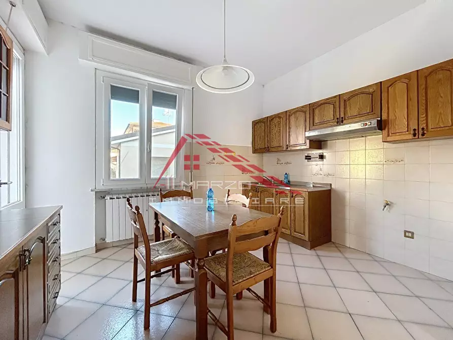 Immagine 2 di Appartamento in vendita  a Pisa