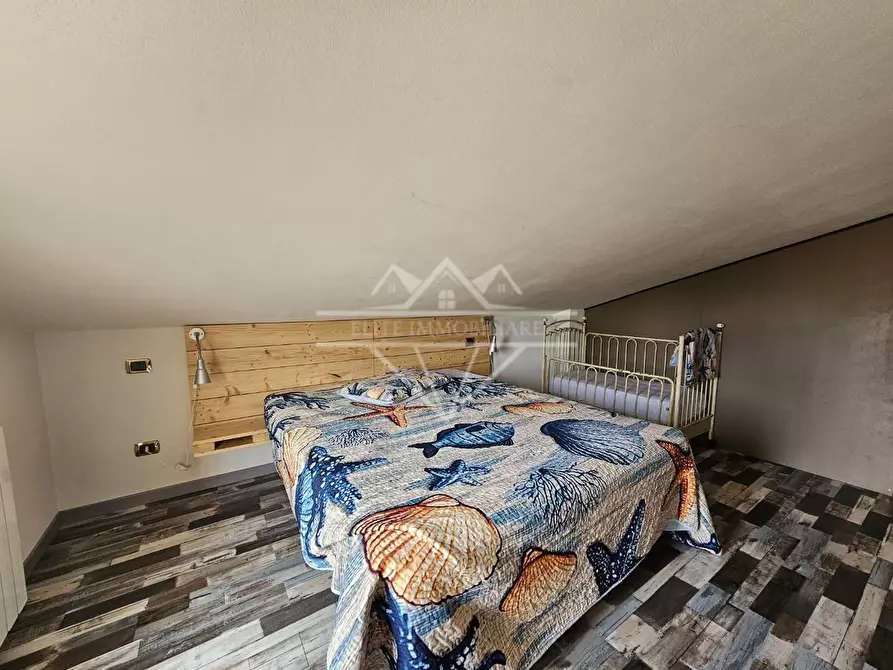 Immagine 17 di Appartamento in vendita  a Massa