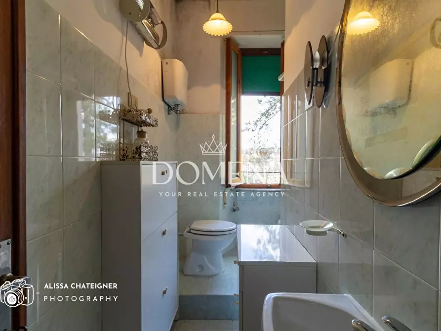 Immagine 39 di Appartamento in vendita  a Siena