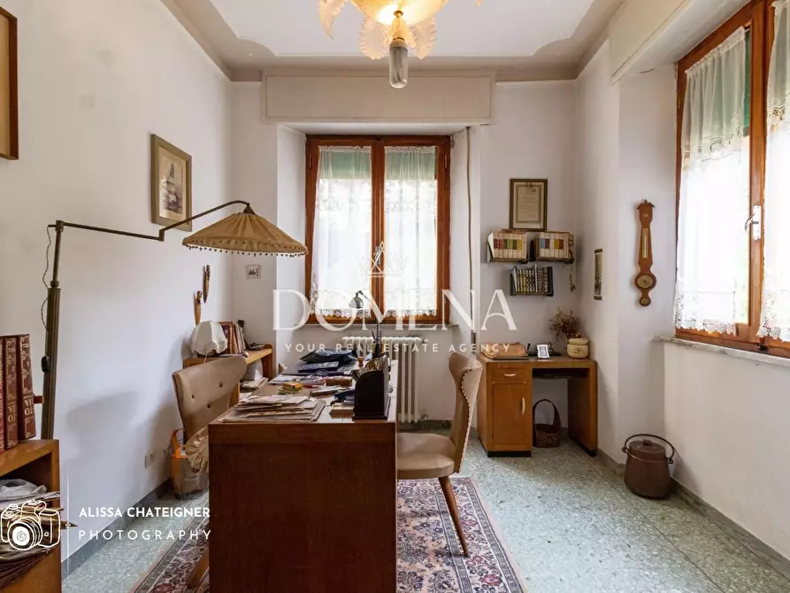 Immagine 14 di Appartamento in vendita  a Siena