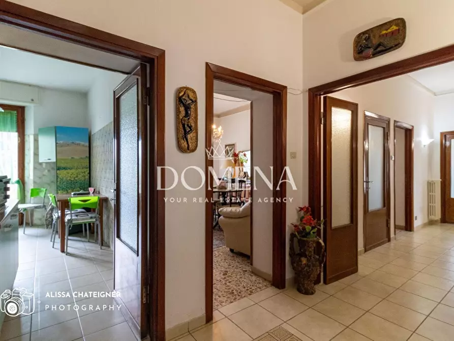 Immagine 3 di Appartamento in vendita  a Siena