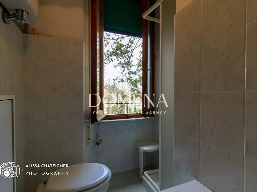 Immagine 40 di Appartamento in vendita  a Siena