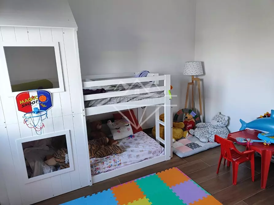 Immagine 8 di Appartamento in vendita  a Castelnuovo Magra