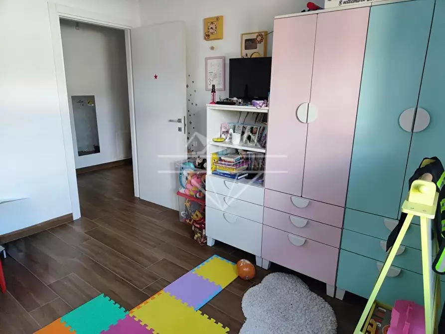 Immagine 9 di Appartamento in vendita  a Castelnuovo Magra