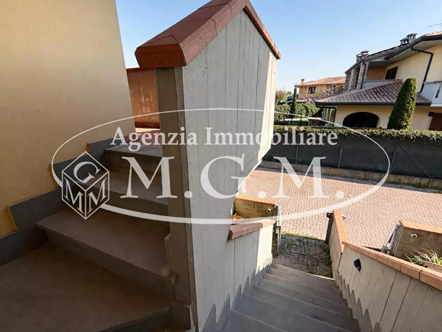 Immagine 10 di Appartamento in vendita  a Cascina