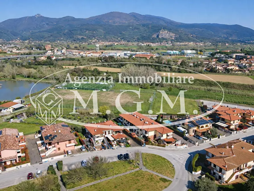 Immagine 45 di Appartamento in vendita  a Calcinaia