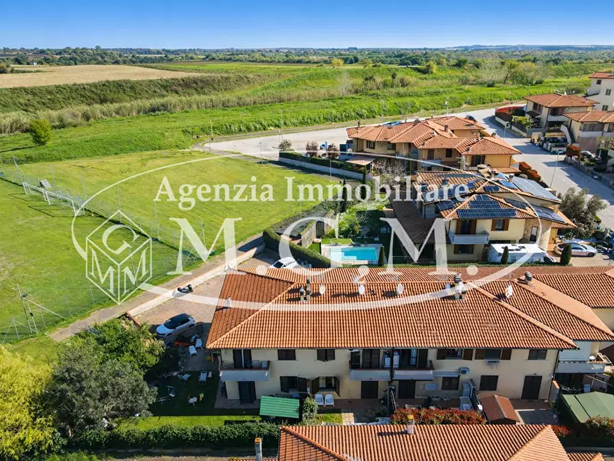 Immagine 42 di Appartamento in vendita  a Calcinaia