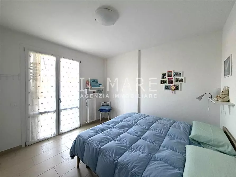 Immagine 17 di Appartamento in vendita  a Massa