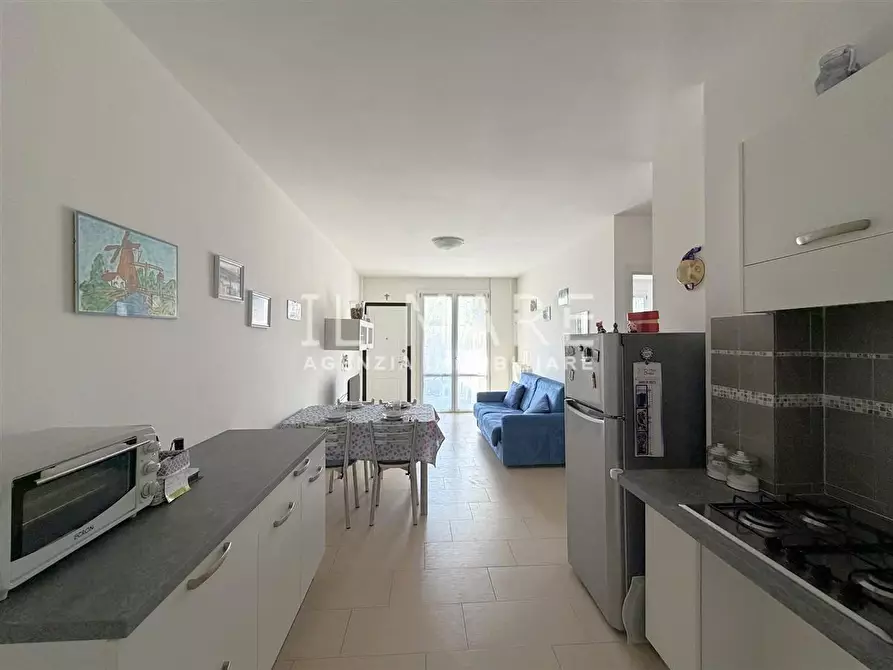 Immagine 13 di Appartamento in vendita  a Massa