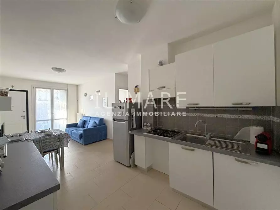 Immagine 12 di Appartamento in vendita  a Massa