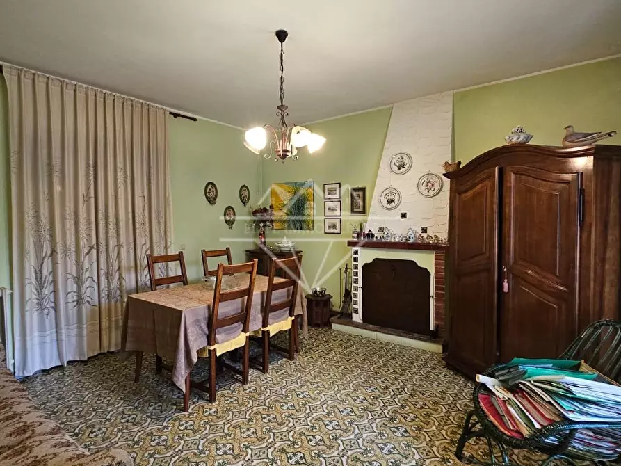 Immagine 25 di Casa bifamiliare in vendita  a Massa