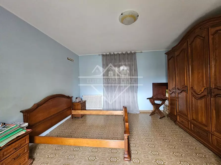 Immagine 13 di Casa bifamiliare in vendita  a Massa