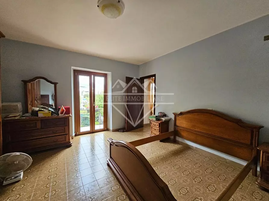 Immagine 12 di Casa bifamiliare in vendita  a Massa