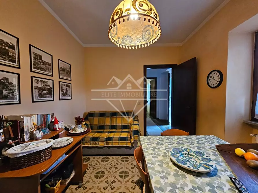 Immagine 29 di Casa bifamiliare in vendita  a Massa