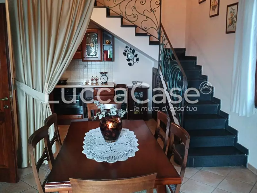 Immagine 1 di Casa quadrifamiliare in vendita  a Santa Luce