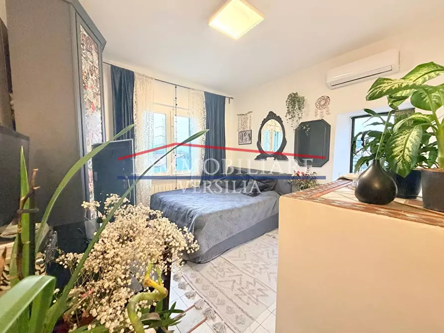 Immagine 13 di Appartamento in vendita  a Massa