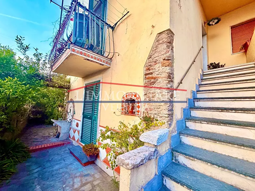 Immagine 26 di Appartamento in vendita  a Massa