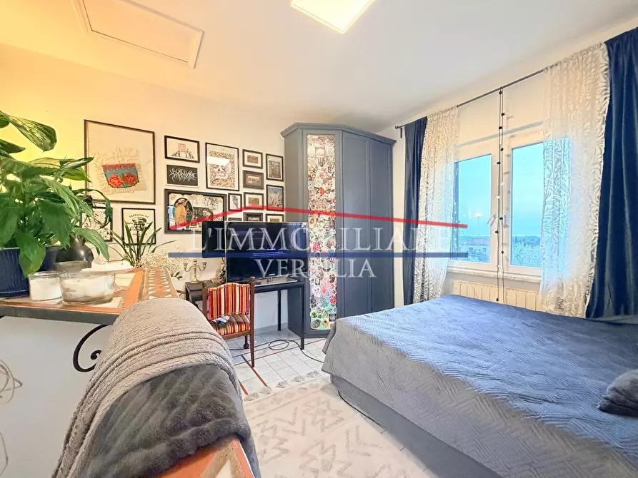 Immagine 18 di Appartamento in vendita  a Massa