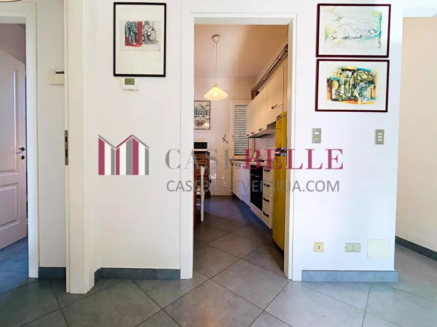 Immagine 7 di Mansarda in vendita  a Pietrasanta