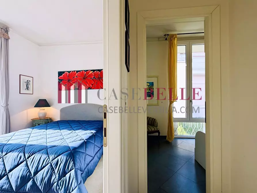 Immagine 19 di Mansarda in vendita  a Pietrasanta