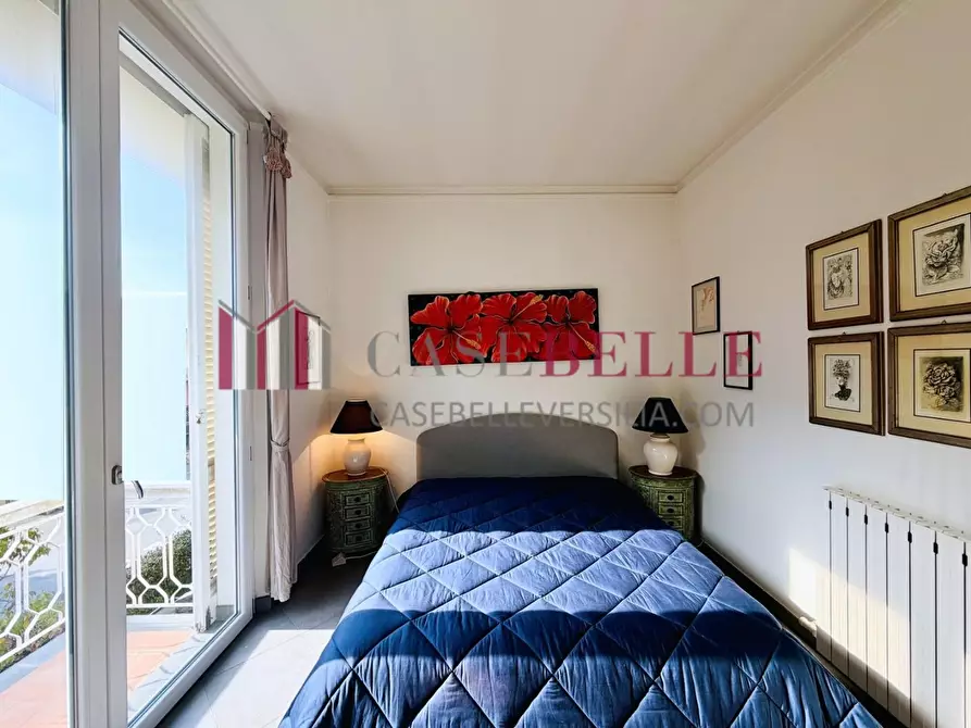 Immagine 21 di Mansarda in vendita  a Pietrasanta