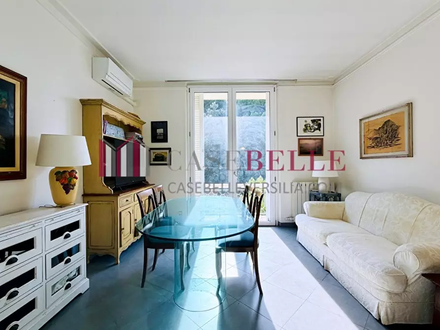 Immagine 3 di Mansarda in vendita  a Pietrasanta