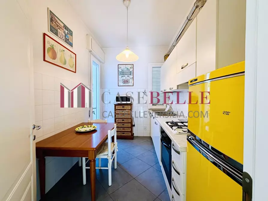 Immagine 8 di Mansarda in vendita  a Pietrasanta