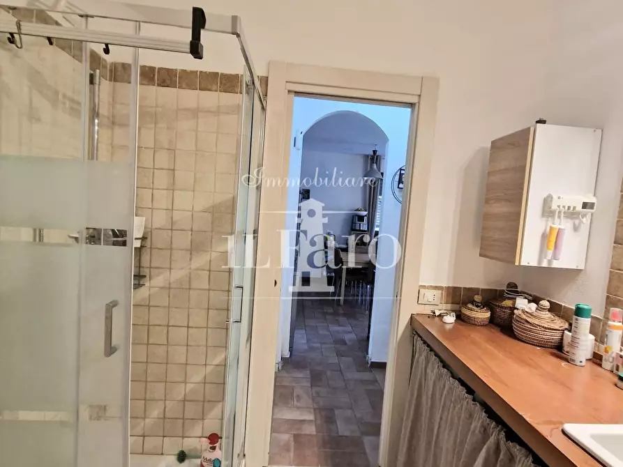 Immagine 16 di Appartamento in vendita  a Campi Bisenzio