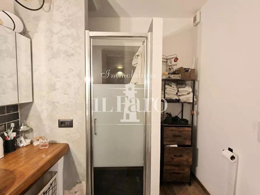 Immagine 38 di Appartamento in vendita  a Campi Bisenzio